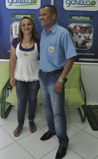 Reverendo Wilson Jos&eacute; (PSC) com sua esposa, a pastora Cleonice - Foto: Marcos Magalh&atilde;es