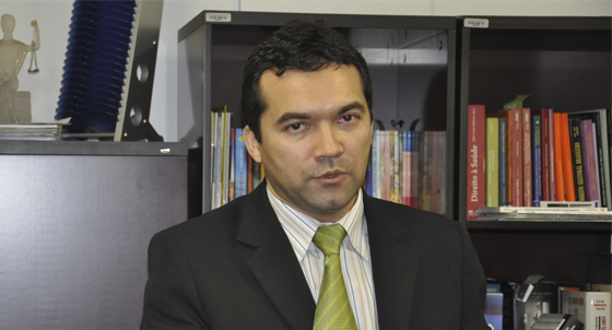O promotor Ari Madeira vai apresentar o projeto em Bras&iacute;lia (Foto: Marcos Magalh&atilde;es)