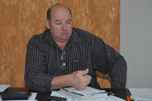 O prefeito Bet&atilde;o (PR) mostrou indigna&ccedil;&atilde;o com o 'descaso' dos antigos gestores em Itiquira