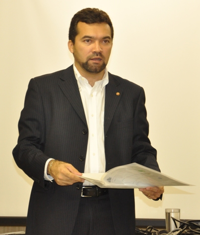 Para Ari Madeira, projeto &eacute; uma conquista da sociedade