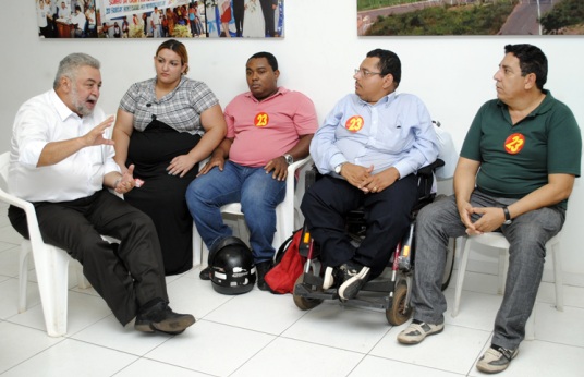 Percival disse apoiar&aacute; luta por melhores condi&ccedil;&otilde;es de trabalho em Rondon&oacute;polis