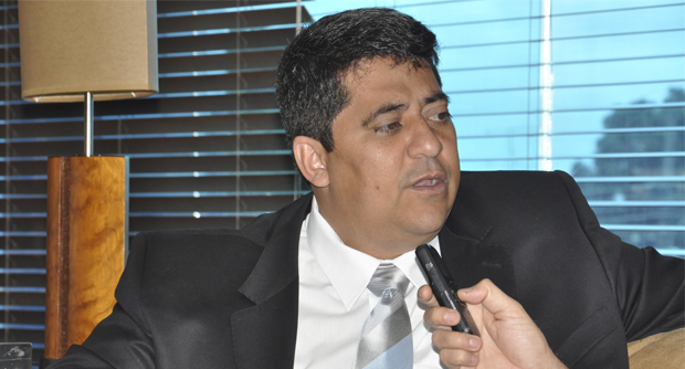 Ananias Filho (PR) negou irregularidades nas obras