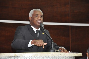 Para o vereador Adonias Fernandes LOA 2012 est&aacute; bastante enxuta
