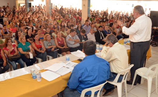 Candidato foi o mais aplaudido e recebeu muitos cumprimentos ap&oacute;s a sabatina