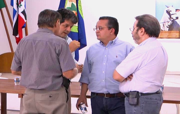 Pedro Taques disse que apoiar&aacute; reivindica&ccedil;&otilde;es do Sindicato Rural de Rondon&oacute;polis
