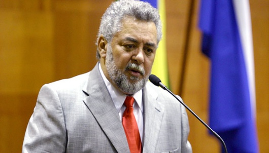 Muniz negou rachas e disse que j&aacute; busca apoio pol&iacute;tico para uma nova gest&atilde;o na Prefeitura