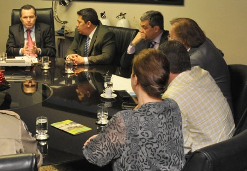 Conv&ecirc;nios foram assinados durante audi&ecirc;ncia realizada ontem (05)
