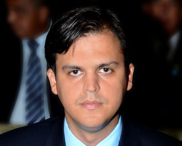 O Projeto de Lei instituindo o programa 'Meu Primeiro Emprego' &eacute; de autoria do vereador Thiago Silva (PMDB)