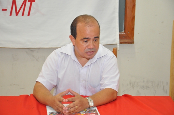 'Temos que assumir a educa&ccedil;&atilde;o p&uacute;blica como compromisso, como prioridade e n&atilde;o ficar s&oacute; no discurso', defendeu Jo&atilde;o Eudes - Foto Marcos Magalh&atilde;es/GazetaMT