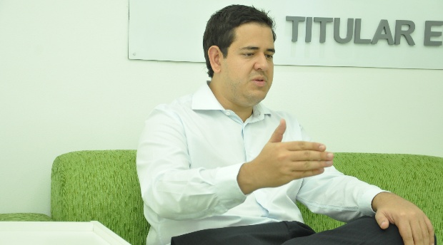 Ibrahim Zaher disse que a medida visa facilitar a fiscaliza&ccedil;&atilde;o dos plant&otilde;es
