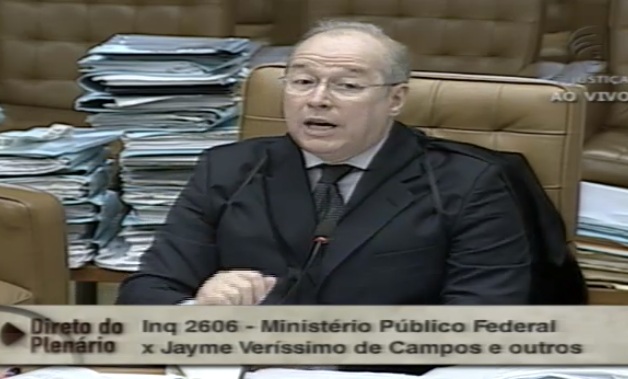 O ministro Celso de Melo acredita que o prazo para admitir o processo penal j&aacute; prescreveu