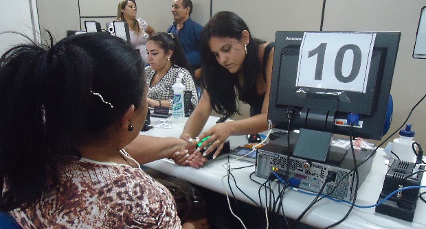 Atraso de eleitores preocupa Justi&ccedil;a Eleitoral em Rondon&oacute;polis