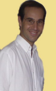 Alecio Borges dos Santos. Graduado em Filosofia.  P&oacute;s graduado em Sociologia. E cursando o 3&deg; semestre em Hist&oacute;ria