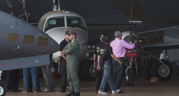 Presos foram transferidos na tarde desta sexta-feira para Bras&iacute;lia em avi&atilde;o da PF