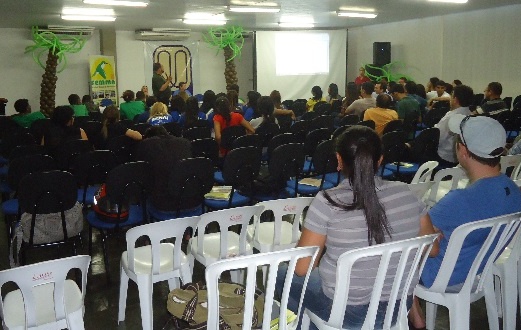 Representantes da sociedade e do poder público discutiram o que fazer com o lixo em Rondonópolis