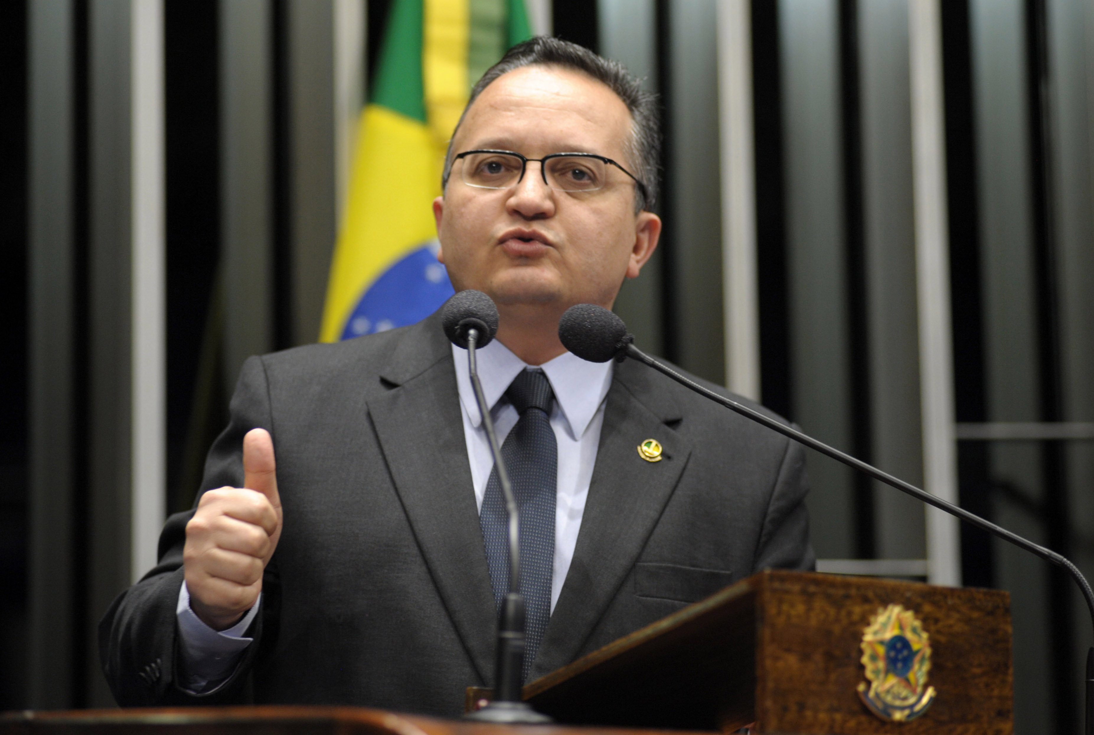 O senador Pedro Taques (PDT-MT) apresentou, na manh&atilde; desta ter&ccedil;a-feira (10), seu novo relat&oacute;rio sobre a proposta de reforma do C&oacute;digo Penal. Foto: Reprodu&ccedil;&atilde;o