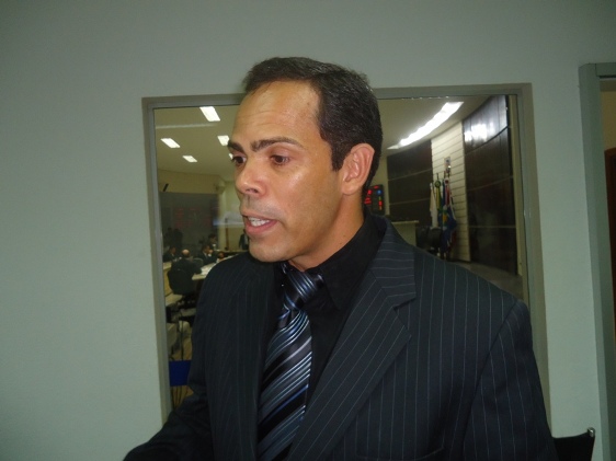 'O nosso objetivo principal é regular o horário de abertura e fechamento do comércio local', revelou o vereador Aristóteles Cadidé - Foto GazetaMT