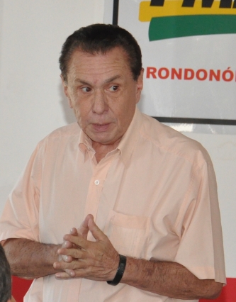 Foto - Gazeta/MT Carlos Bezerra, presidente do Diretório Regional, deve dar palavra final