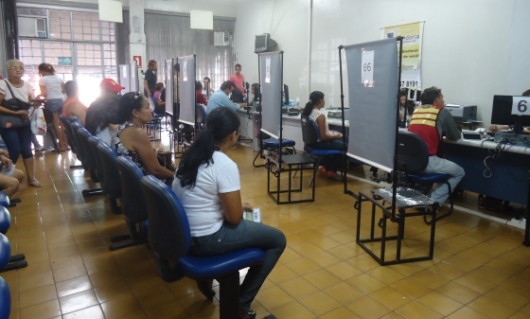 Popula&ccedil;&atilde;o tamb&eacute;m pode fazer agendamentos por internet ou procurar diretamente os postos de atendimento