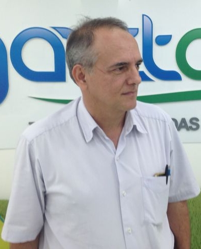Jos&eacute; Carlos contratou empresa para realizar servi&ccedil;os que caberiam aos servidores municipais