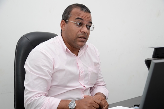 O autor das den&uacute;ncias &eacute; o professor e bacharel em direito Caio Fl&aacute;vio Xavier Monteiro - Foto Luan Dourado/GazetaMT