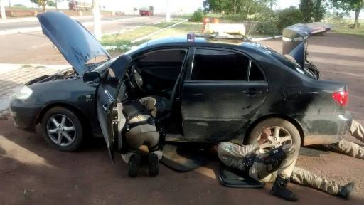 A droga estava no interior de um veículo Toyota Corolla de placas DIJ 0034 conduzido por Anderson Leite Vieira, de 28 anos - Foto PRF