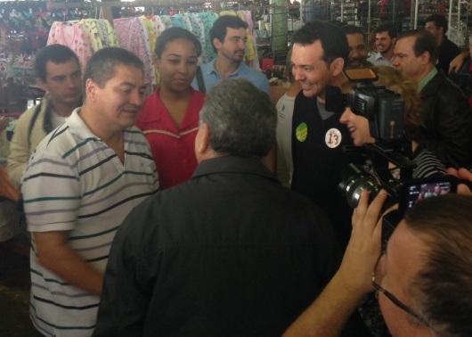 Lúdio Cabral conversou com visitantes e prometeu apoiar a cidade