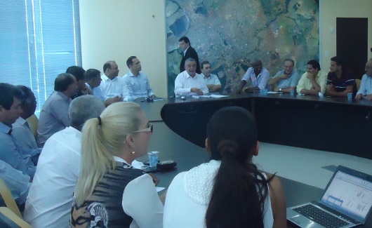Durante reuni&atilde;o foi formada comiss&atilde;o para encaminhar negocia&ccedil;&otilde;es