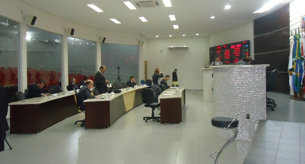 Sess&atilde;o extraordin&aacute;ria realizada na manh&atilde; desta segunda-feira tamb&eacute;m avaliou outros projetos