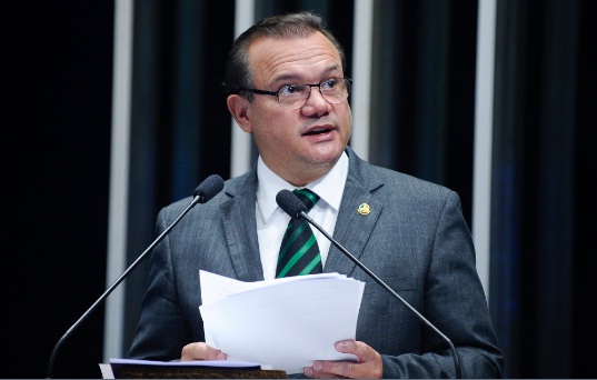 Wellington Fagundes defende direitos dos idosos no Senado. Foto - assessoria.