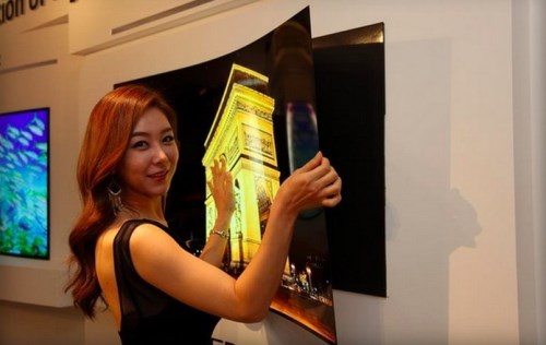 O display OLED de 55 polegadas da LG atualmente à venda tem 4,3 mm.