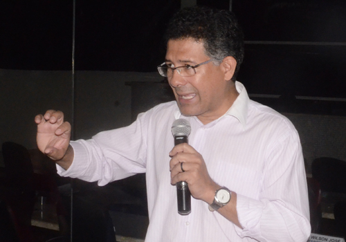 Willian Sampaio, Presidente Estadual do PT, apresentou as teses e proposta para 5&ordm; Congresso Nacional do partido