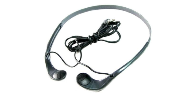Em 1980, fones já eram muito mais leves e com design mais bonito. (Foto: Divulgação/Sony)