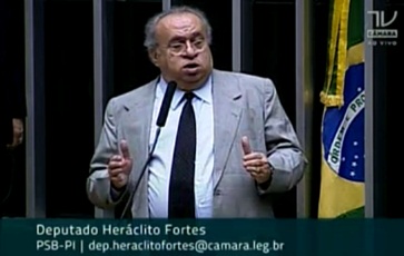 Deputado Her&aacute;clito Fortes por pouco n&atilde;o participa da vota&ccedil;&atilde;o. Foto - Reprodu&ccedil;&atilde;o TV C&acirc;mara