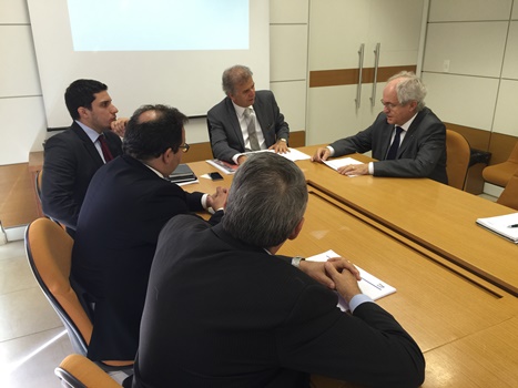 &ldquo;A ideia &eacute; que, com o terminal em Santar&eacute;m, se reduza o custo do frete e do escoamento da produ&ccedil;&atilde;o, aumentando a competitividade do setor&rdquo;, destacou o deputado Adilton Sachetti. Foto - Assessoria 