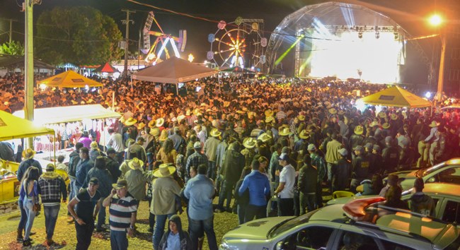 40 mil pessoas passaram pelo Parque de Exposição Inocentino Bortolini, segundo balanço da organização. FOTO: Roger Andrade