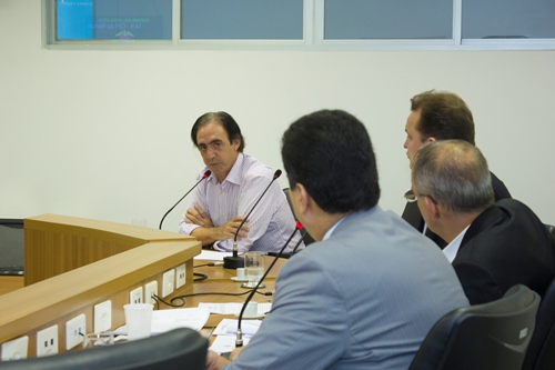Eu acho que existem alguns problemas mais graves, mas a maioria deles &eacute; de ordem t&eacute;cnica, contudo tamb&eacute;m tem a quest&atilde;o do Estado que n&atilde;o contribui&rdquo;, disse Paulo Gasparotto. Foto - Assessoria