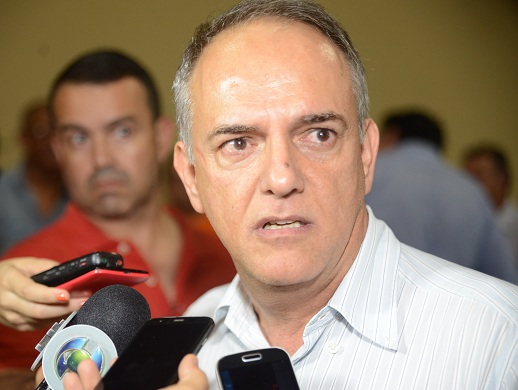 'Tentaram fazer de tudo comigo, armaram de tudo que &eacute; tipo de cosia contra n&oacute;s', afirmou Z&eacute; do P&aacute;tio, com os olhos marejados de l&aacute;grimas - Foto GazetaMT