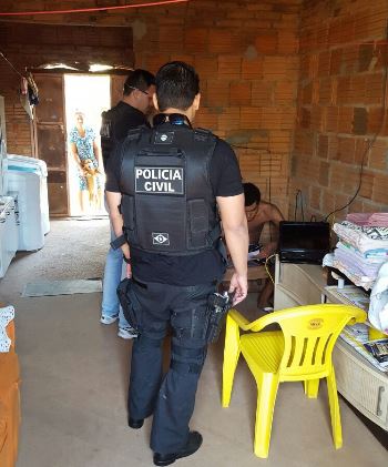 Suspeito, Tiago Carvalho de Oliveira, acusado de assassinar a facadas uma mulher grávida de aproximadamente 5 meses. FOTO: PJC
