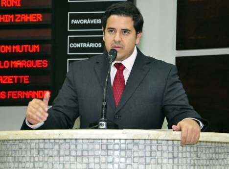 'Temos que lembrar que as pol&iacute;cias n&atilde;o atendem s&oacute; a cidade, mas toda uma regi&atilde;o e agora nos cabe cobrar uma compensa&ccedil;&atilde;o do governo', disse Ibrahim Zaher - Foto Assessoria