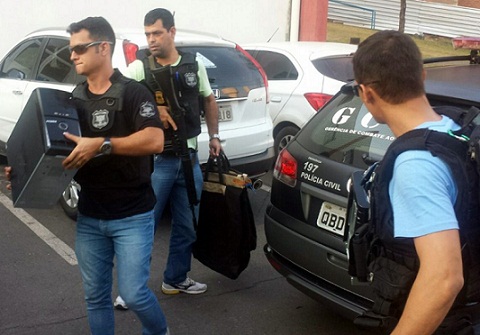 Al&eacute;m de ter sua pris&atilde;o decretada, o apartamento de luxo de Silval Barbosa foi alvo de uma opera&ccedil;&atilde;o de busca e apreens&atilde;o por parte de policiais civis - Foto PJC