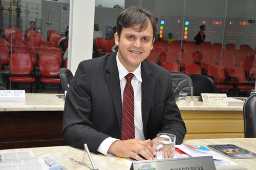 De acordo com o vereador, agora com a aprova&ccedil;&atilde;o da nova lei os professores ter&atilde;o com mais facilidade acesso aos bens culturais e cient&iacute;ficos. Foto: Assessoria