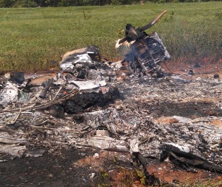 Destroços da aeronave utilizada para transporte de drogas, que caiu em uma fazenda no município de Paranatinga