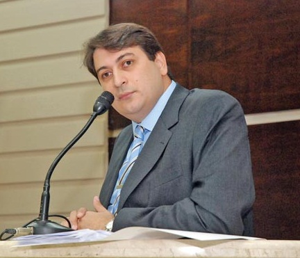 'Esse &eacute; um assunto pol&ecirc;mico, pois trata da efetiva&ccedil;&atilde;o dessas agentes sem concurso p&uacute;blico', definiu o vereador F&aacute;bio Cardozo - Foto Assessoria