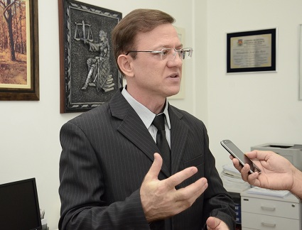 'Quest&otilde;es como as coliga&ccedil;&otilde;es e a reelei&ccedil;&atilde;o ficam como est&atilde;o, pois n&atilde;o h&aacute; tempo h&aacute;bil para essas mat&eacute;rias serem aprovadas e implementadas', disse o juiz Wanderlei dos Reis, sobre mudan&ccedil;as na legisla&ccedil;&atilde;o eleitoral j&aacute; pra 2016 - Foto Wagner Montanari/GazetaMT