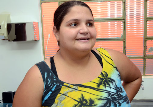 Lidinéia Nabor viu pela TV reportagem sobre zika e microcefalia. Foto-Luan Dourado/GazetaMT