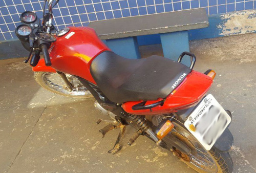 Motocicleta recuperada pela PM, nesta quarta-feira Foto: Divulgação