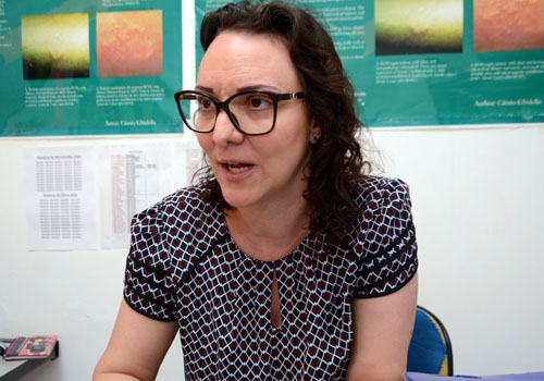 Os m&eacute;dicos aqui estavam atentos quando come&ccedil;aram a surgir os casos em Pernambuco e  j&aacute; come&ccedil;aram a se preparar e acionar a Vigil&acirc;ncia Epidemiol&oacute;gica, disse Ana Maria Lino . Foto - Luan Dourado/GazetaMT