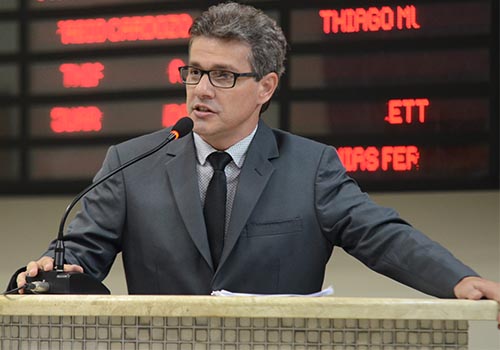 Vereador Silvio Negri quer saber nas mãos de quem estão os imóveis públicos. Foto: Luan Dourado/GazetaMT