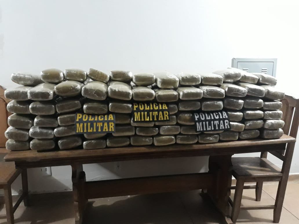 Tabletes de maconha apreendidos pela PM de Jaciara. (Foto: divulga&ccedil;&atilde;o PM/MT)